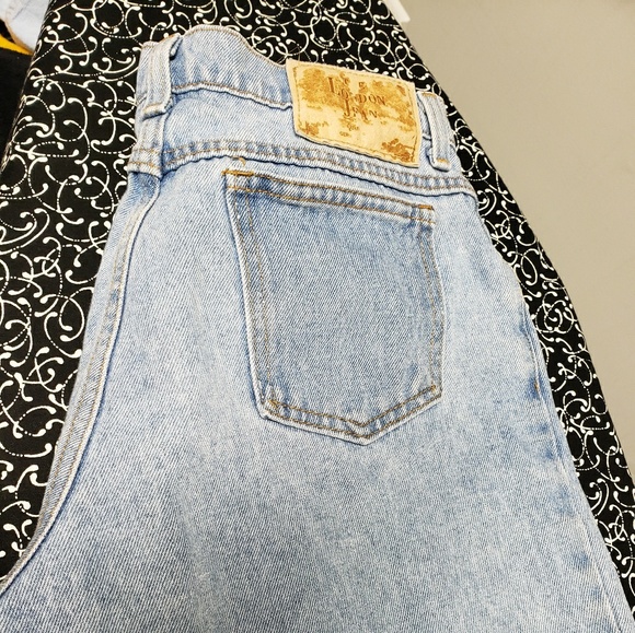 Moda International Pants - 💙Shorts- Womens Blue Jean's 💙